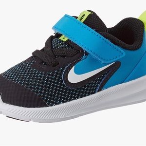 Nike Unisex-Baby Kids Velcro Running Shoe, Black/White-Laser Blue-Lemon NWT